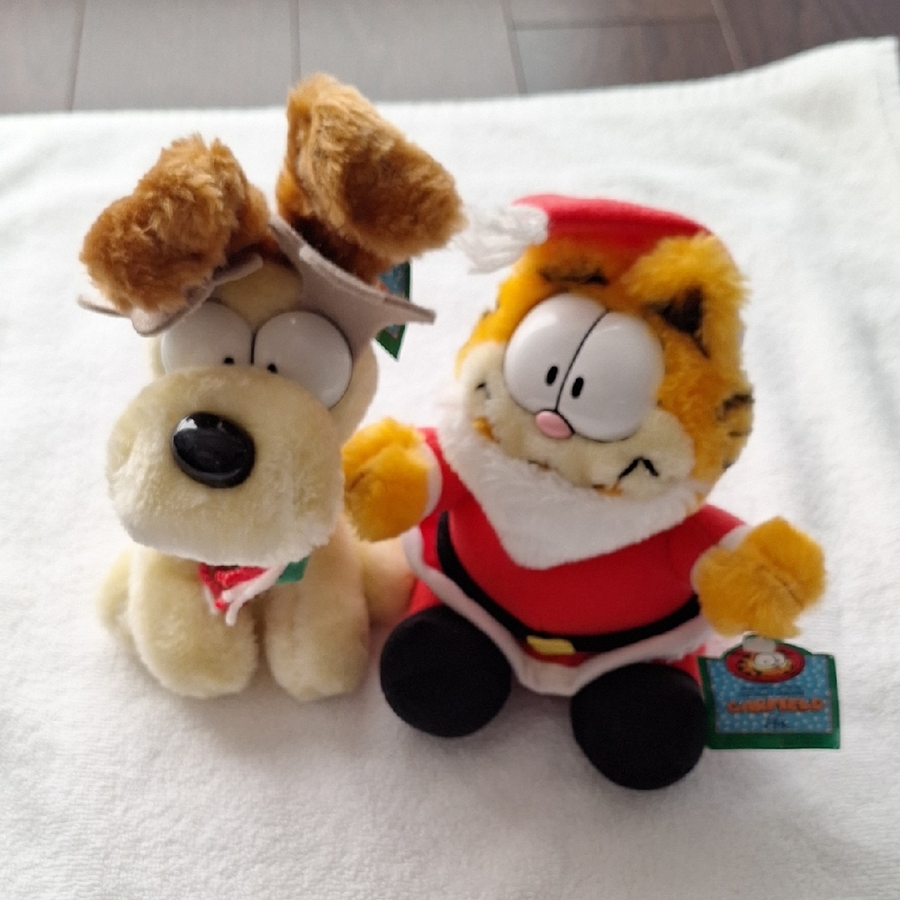 1990 Vintage Garfield & Odie McDonald's Plush Christmas Characters + Pencil
